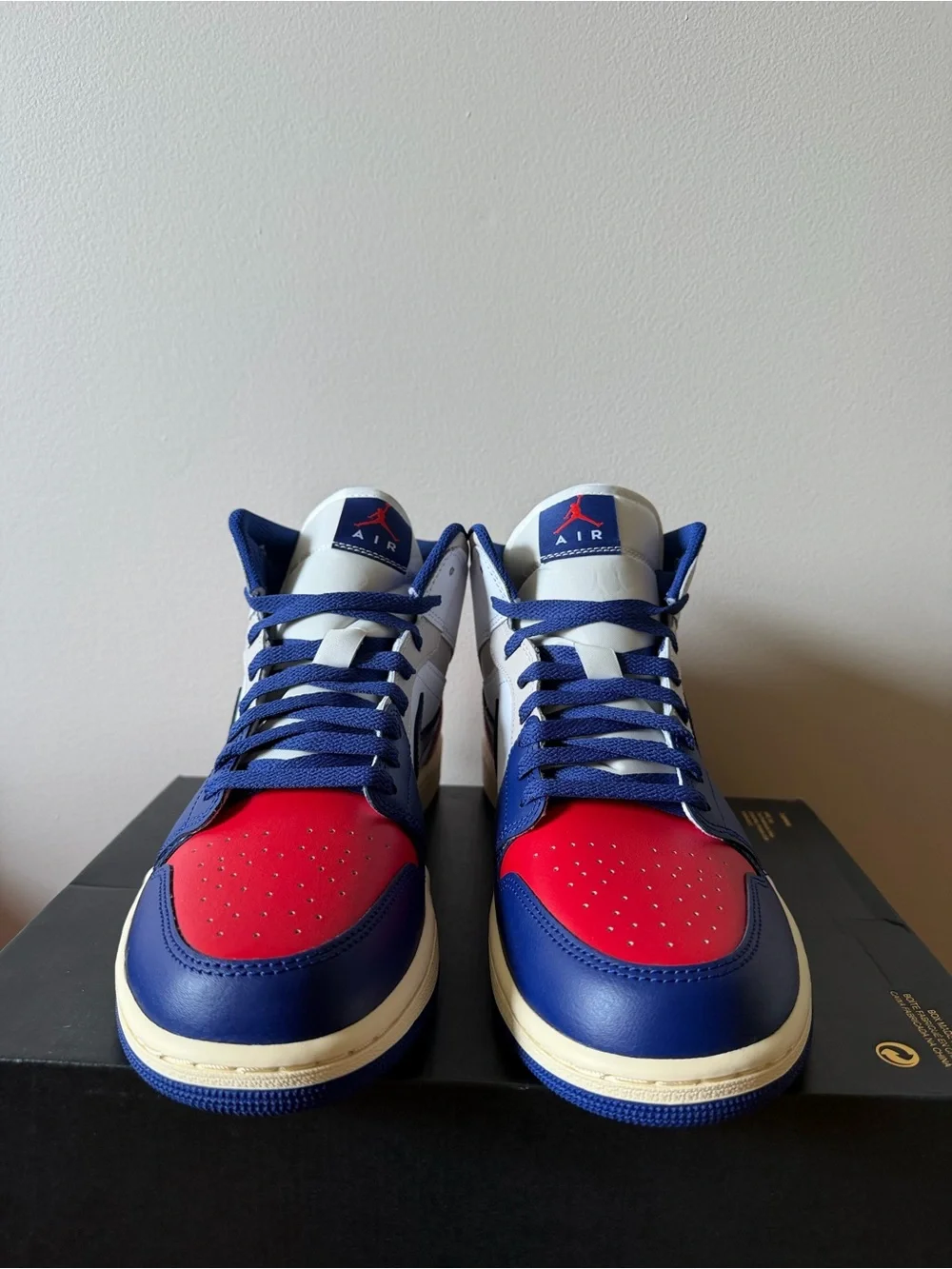 Air Jordan 1 Mid White Royal Blue DQ8426-102 Men’s Size 11